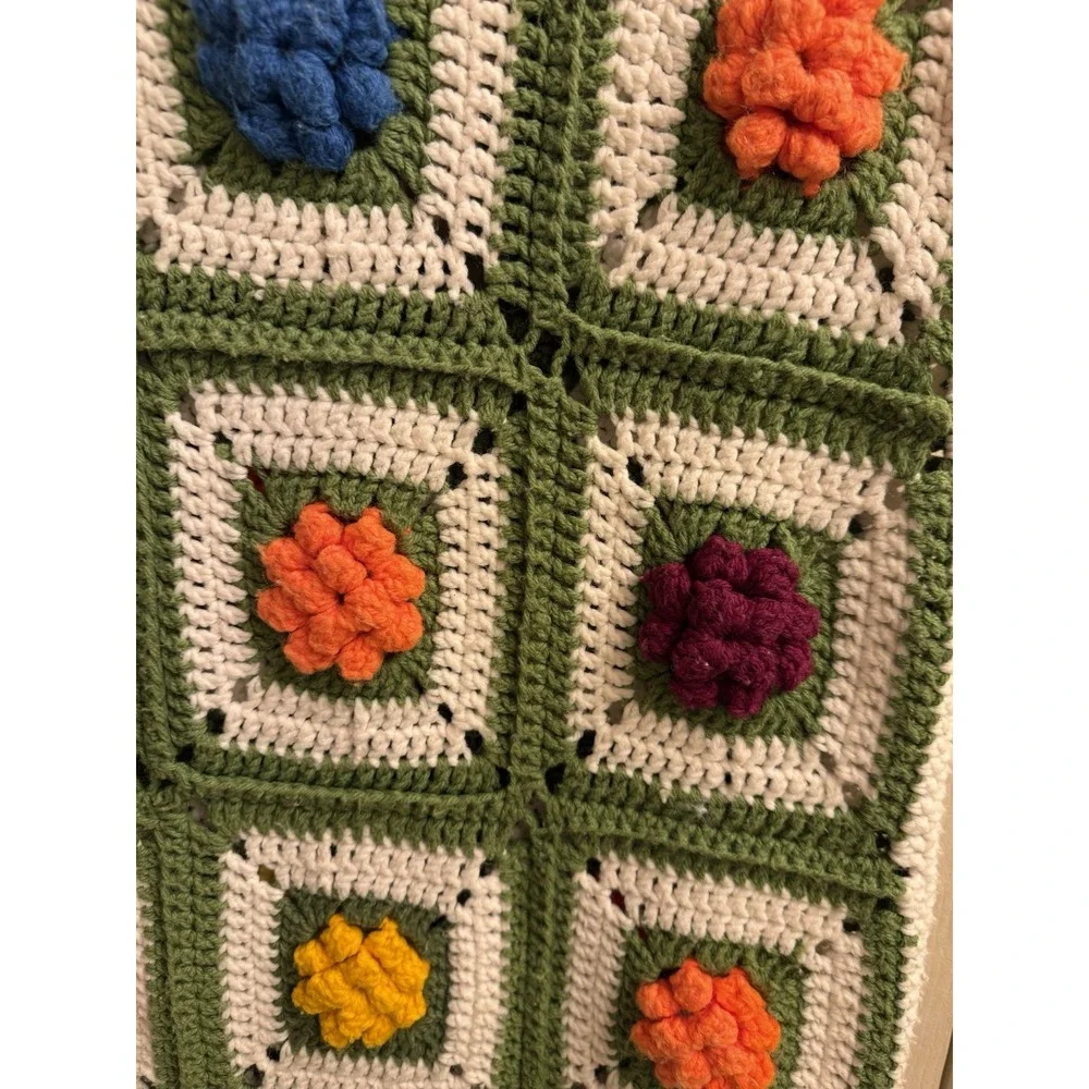 Vtg‎ Granny Square Crochet Afghan 3d Flowers Multicolor 48x48 Handmade Blanket